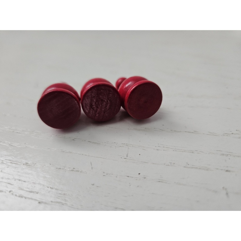Vintage 1964 Parcheesi Gold Seal Edition Replacement Parts RED Wood Pieces 3 - Picture 3 of 3